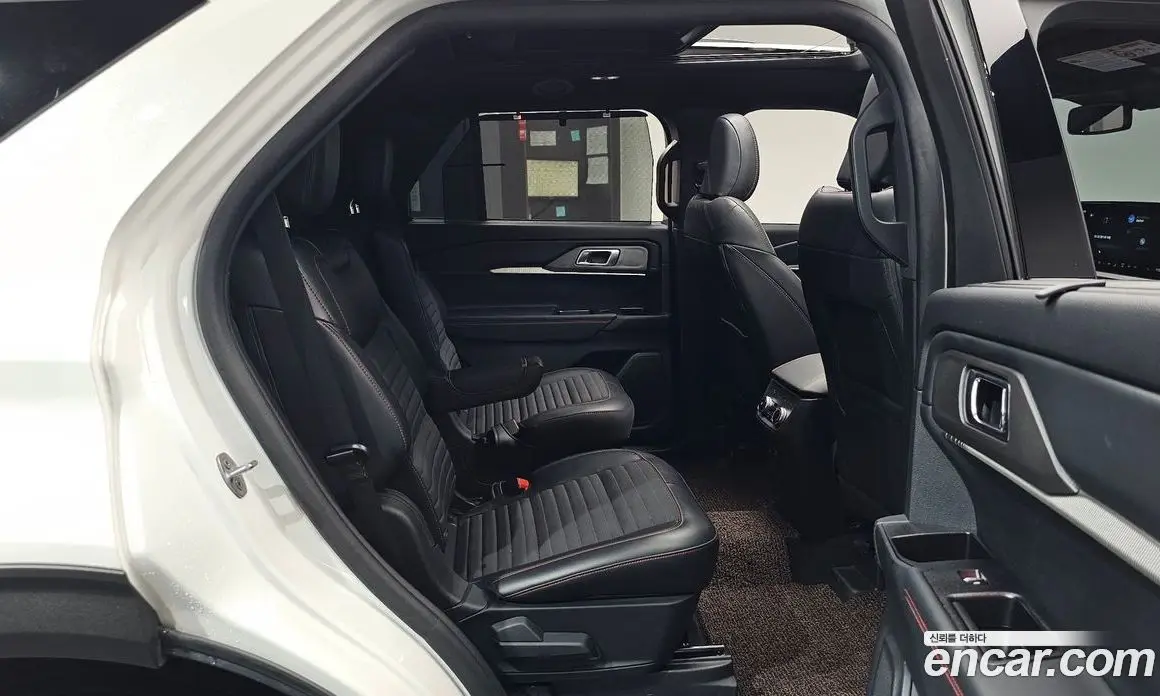 Ford Explorer 2025 2.3 автомат (гидро), фото 17 Ford Explorer 2025 2.3 автомат (гидро), фото 17