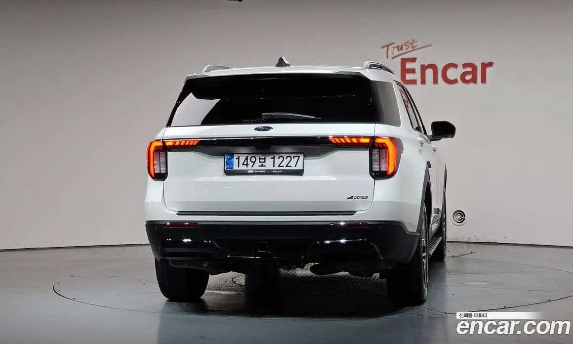 Ford Explorer 2025 2.3 автомат (гидро), фото 3 Ford Explorer 2025 2.3 автомат (гидро), фото 3