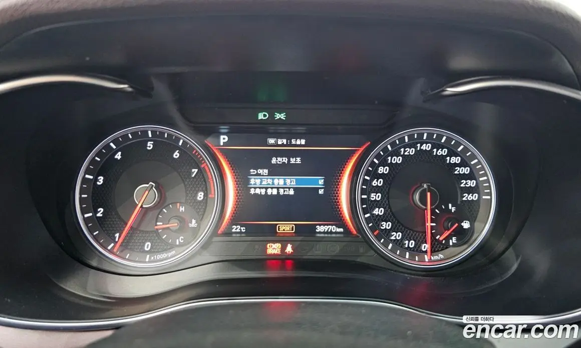 Genesis G70 2019 2.0 автомат (гидро), фото 8 Genesis G70 2019 2.0 автомат (гидро), фото 8
