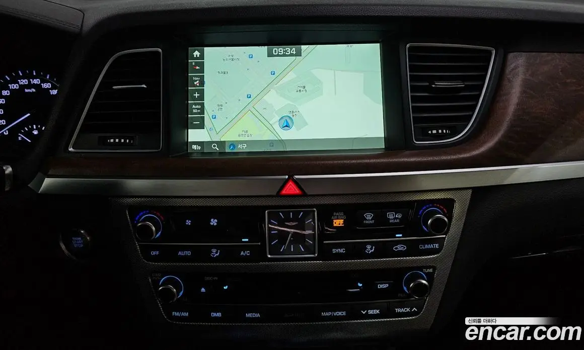 Genesis G80 2017 3.8 автомат (гидро), фото 20 Genesis G80 2017 3.8 автомат (гидро), фото 20