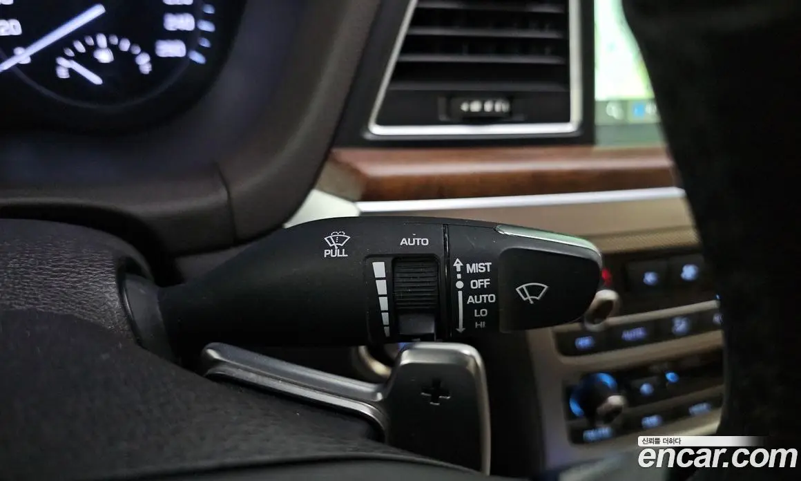 Genesis G80 2017 3.8 автомат (гидро), фото 28 Genesis G80 2017 3.8 автомат (гидро), фото 28
