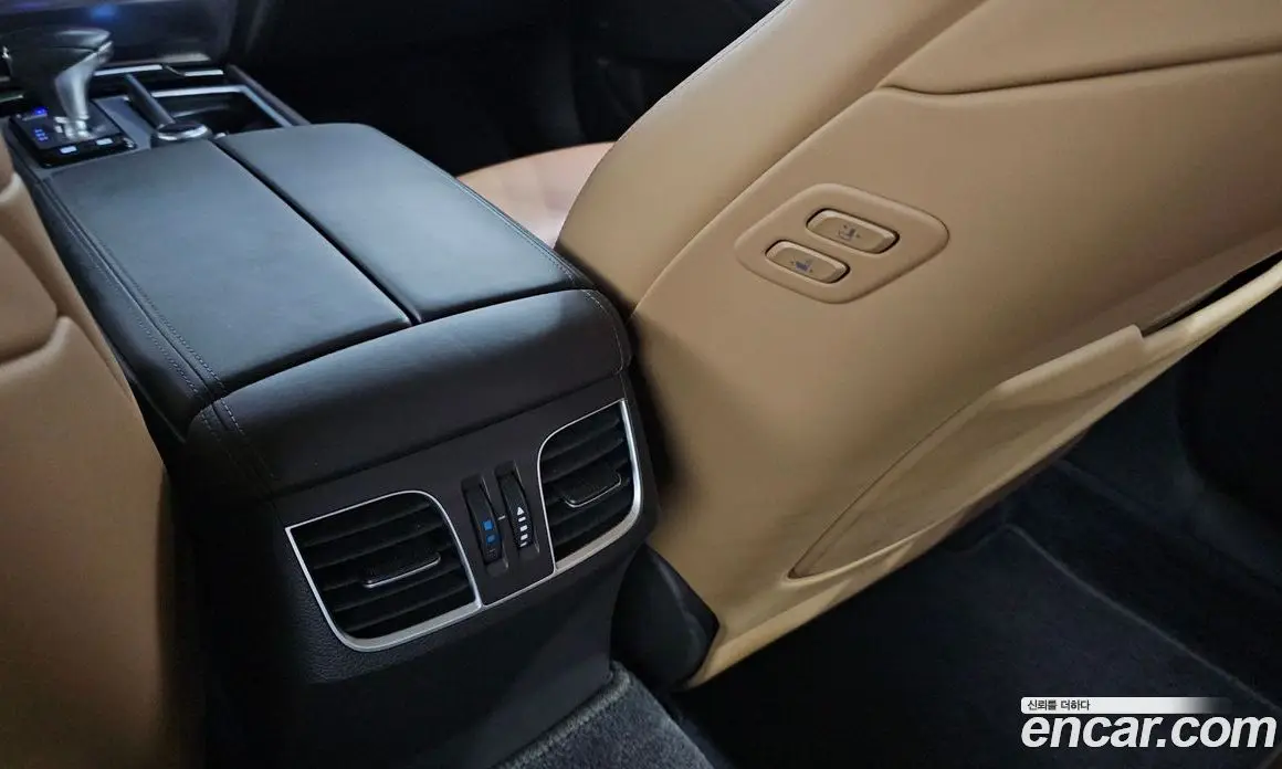 Genesis G80 2017 3.8 автомат (гидро), фото 31 Genesis G80 2017 3.8 автомат (гидро), фото 31