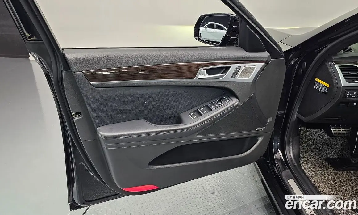 Genesis G80 2018 3.3 автомат (гидро), фото 14 Genesis G80 2018 3.3 автомат (гидро), фото 14
