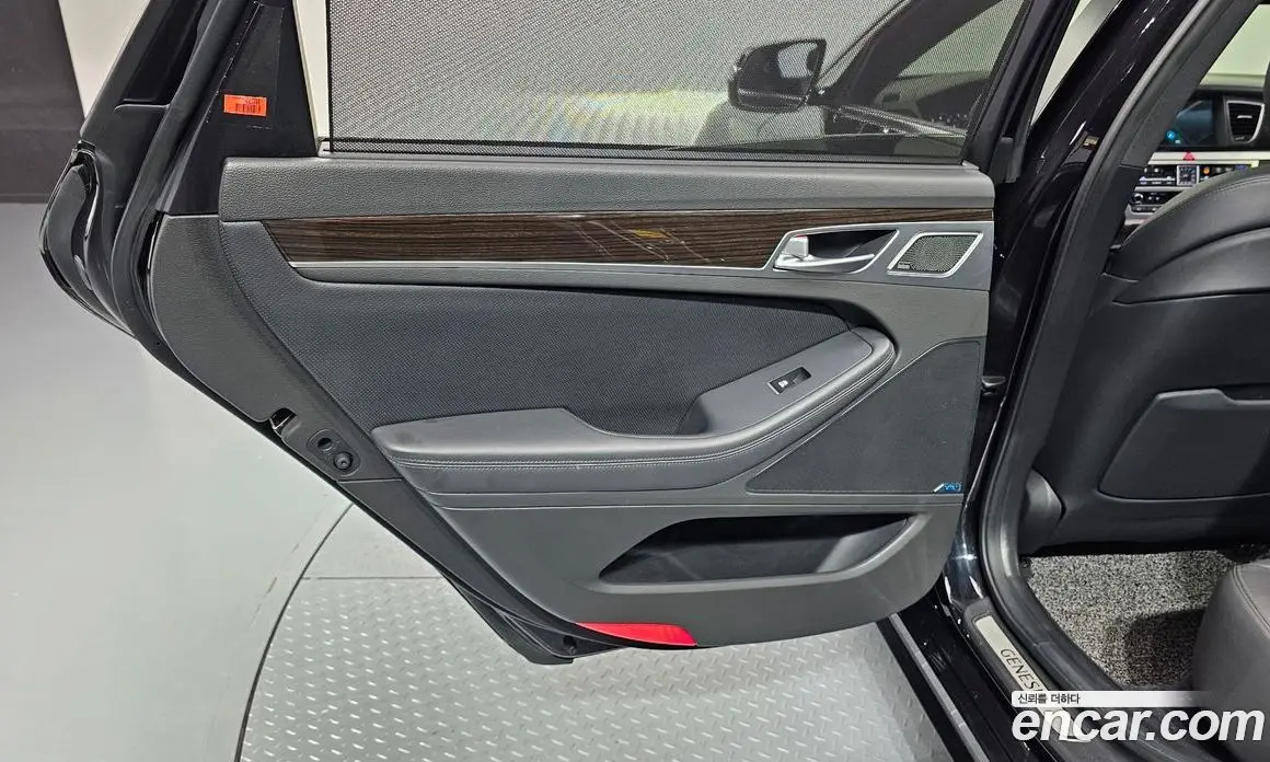 Genesis G80 2018 3.3 автомат (гидро), фото 15 Genesis G80 2018 3.3 автомат (гидро), фото 15