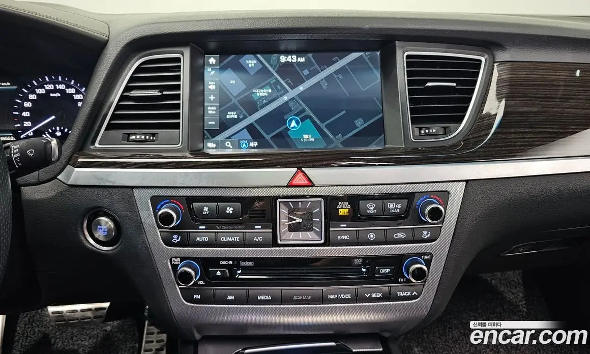 Genesis G80 2018 3.3 автомат (гидро), фото 25 Genesis G80 2018 3.3 автомат (гидро), фото 25