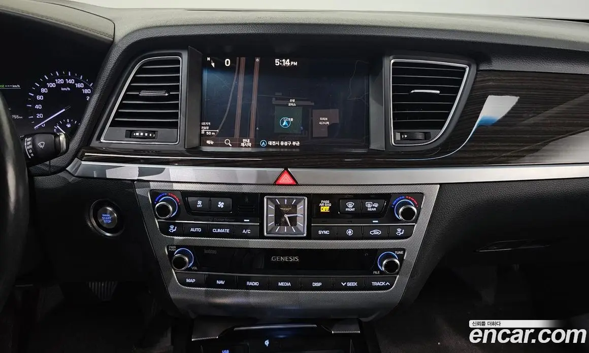 Genesis G80 2019 3.3 автомат (гидро), фото 17 Genesis G80 2019 3.3 автомат (гидро), фото 17