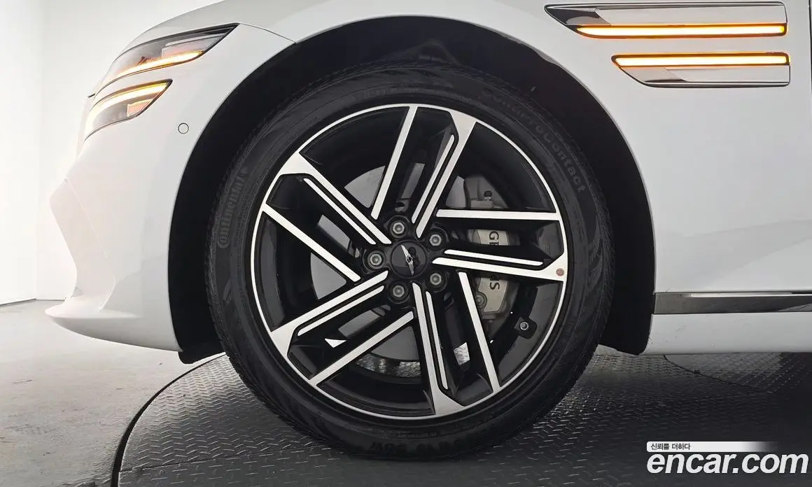 Genesis G80 2024 2.5 автомат (гидро), фото 4 Genesis G80 2024 2.5 автомат (гидро), фото 4
