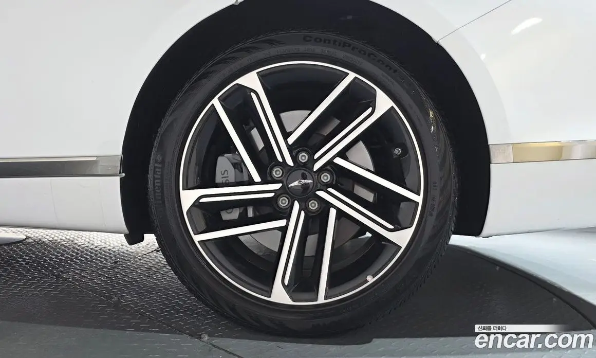 Genesis G80 2024 2.5 автомат (гидро), фото 6 Genesis G80 2024 2.5 автомат (гидро), фото 6