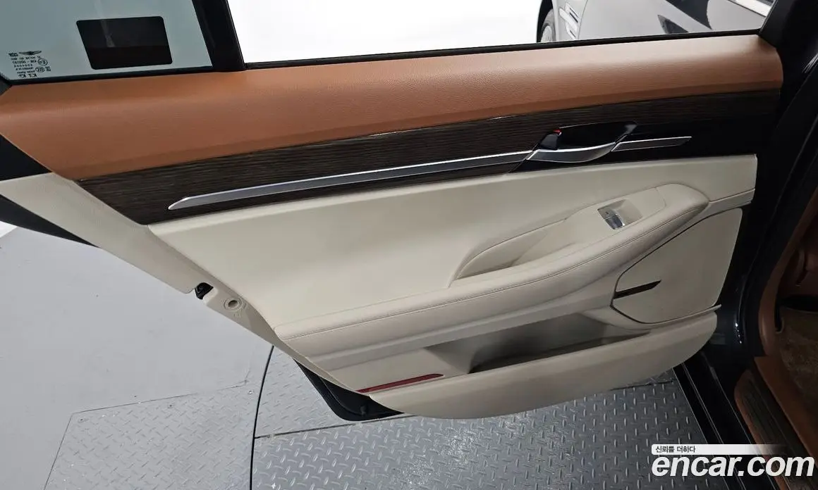 Genesis G90 2021 3.8 автомат (гидро), фото 15 Genesis G90 2021 3.8 автомат (гидро), фото 15