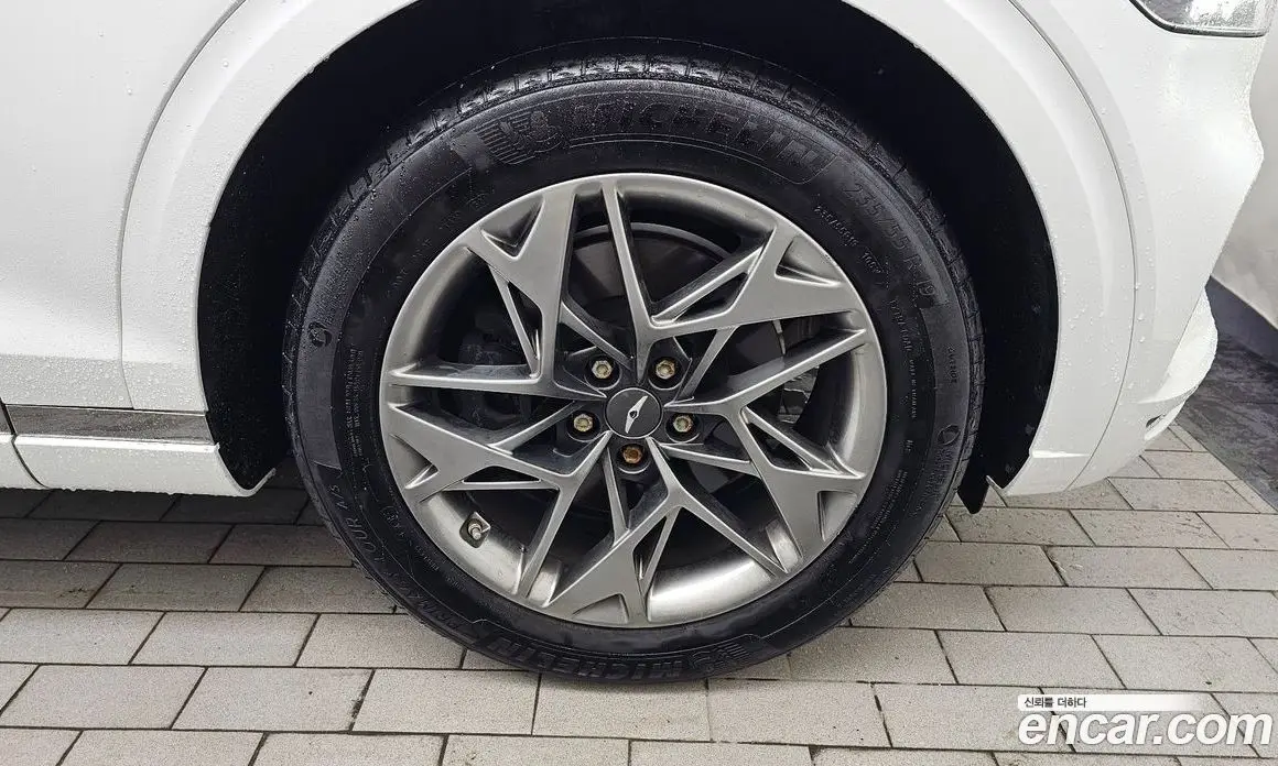 Genesis GV70 2021 2.5 автомат (гидро), фото 7 Genesis GV70 2021 2.5 автомат (гидро), фото 7