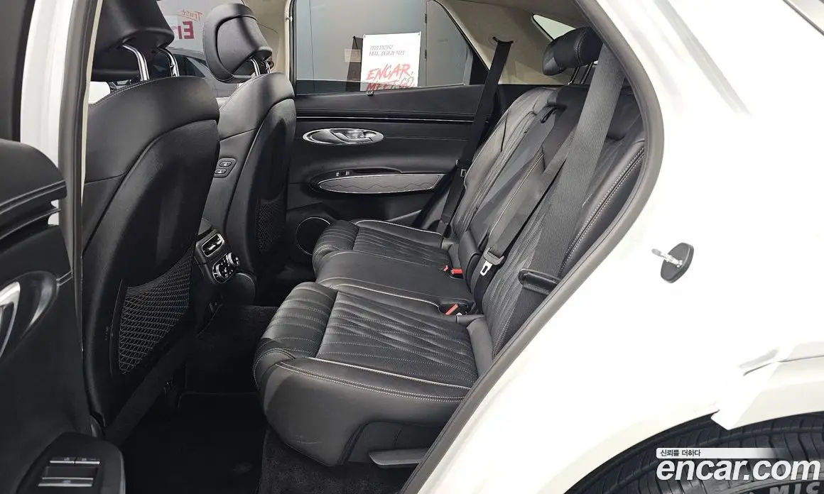 Genesis GV70 2021 2.5 автомат (гидро), фото 18