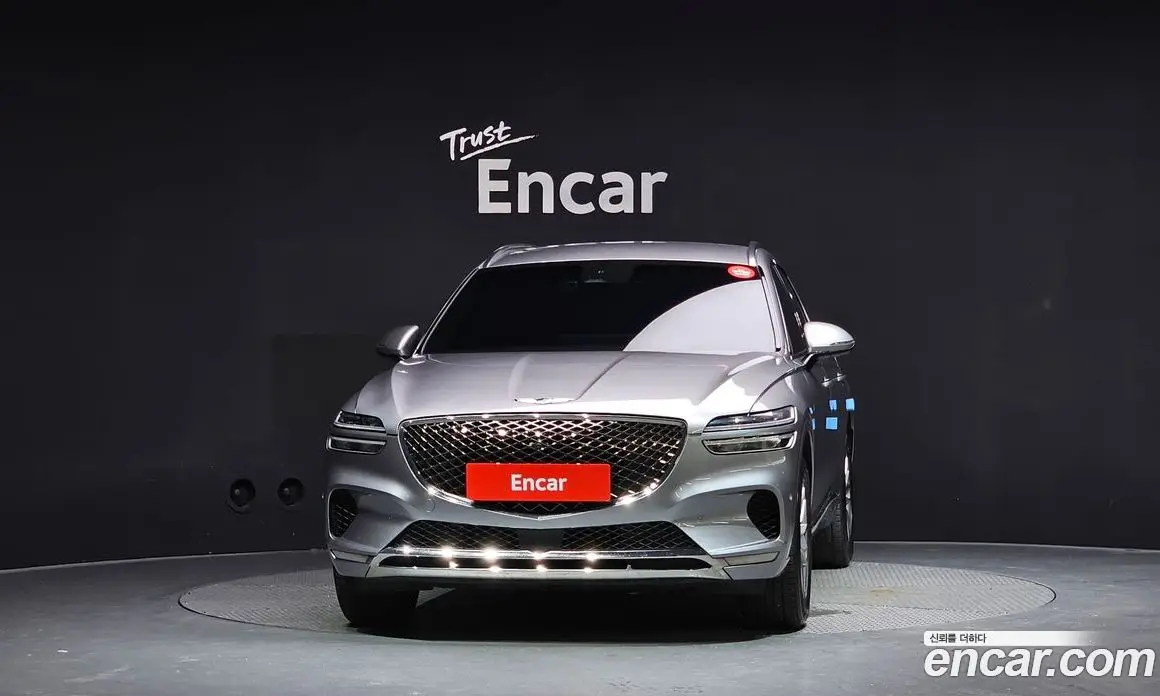 Genesis GV70 2021 2.5 автомат (гидро), фото 3 Genesis GV70 2021 2.5 автомат (гидро), фото 3