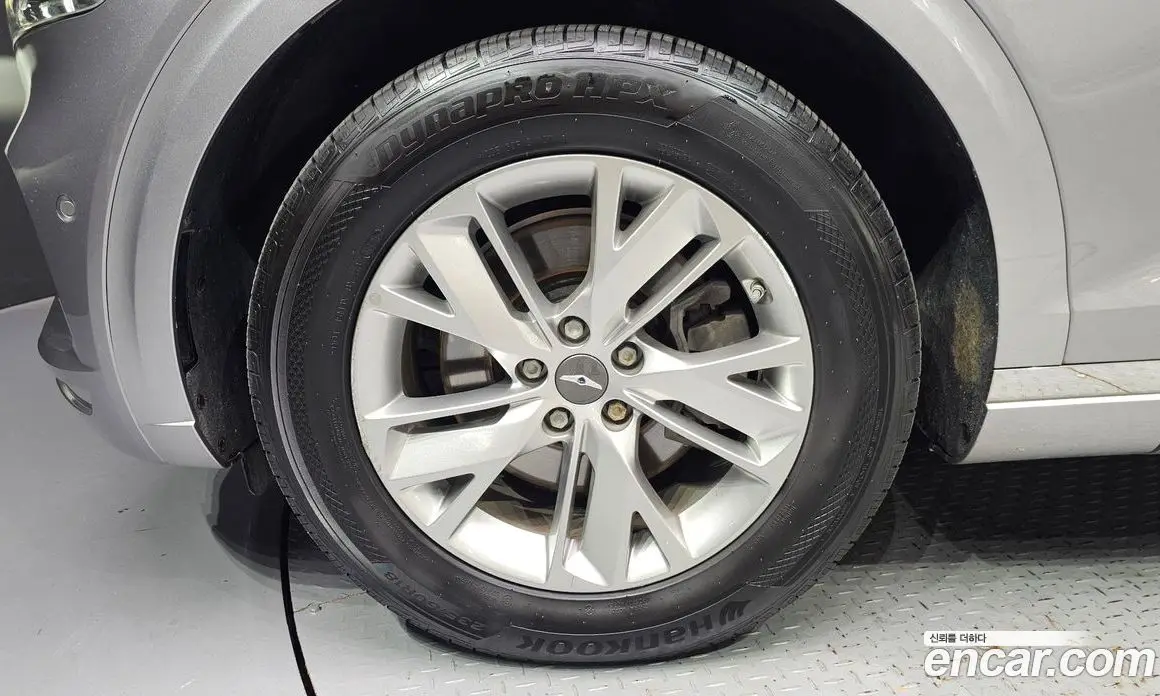 Genesis GV70 2021 2.5 автомат (гидро), фото 5 Genesis GV70 2021 2.5 автомат (гидро), фото 5