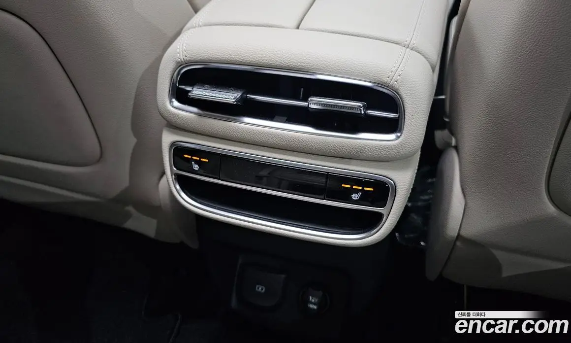 Genesis GV80 2021 2.5 автомат (гидро), фото 24 Genesis GV80 2021 2.5 автомат (гидро), фото 24