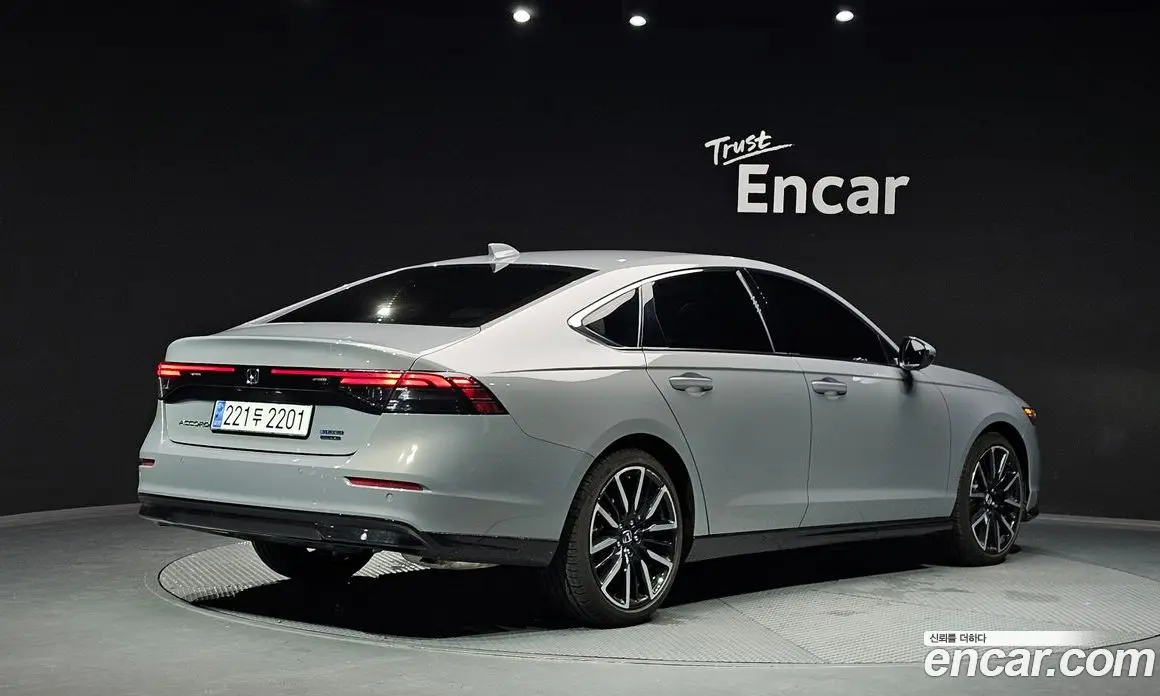 Honda Accord 2024 2.0 автомат (гидро), фото 2 Honda Accord 2024 2.0 автомат (гидро), фото 2