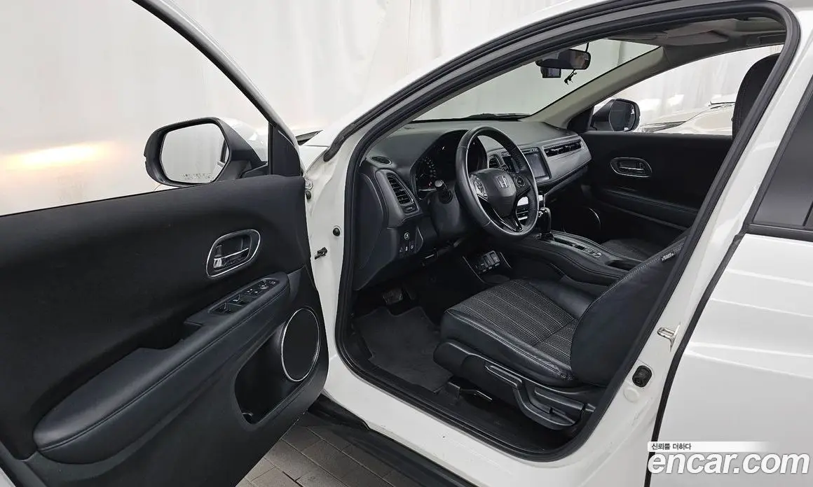 Honda HR-V 2018 1.8 автомат (гидро), фото 10 Honda HR-V 2018 1.8 автомат (гидро), фото 10