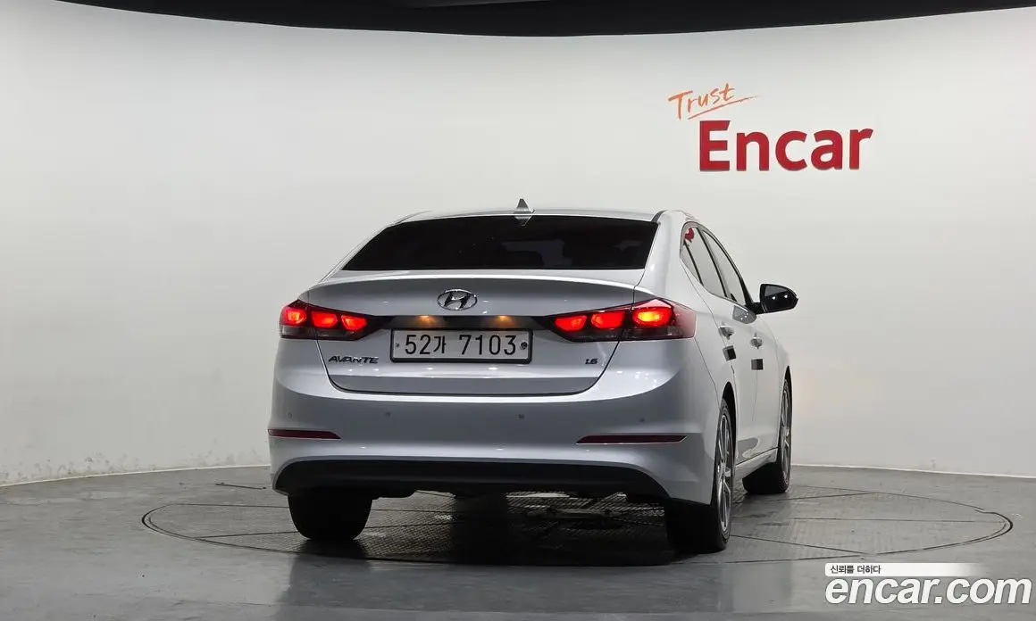 Hyundai Avante 2018 1.6 автомат (гидро), фото 3 Hyundai Avante 2018 1.6 автомат (гидро), фото 3