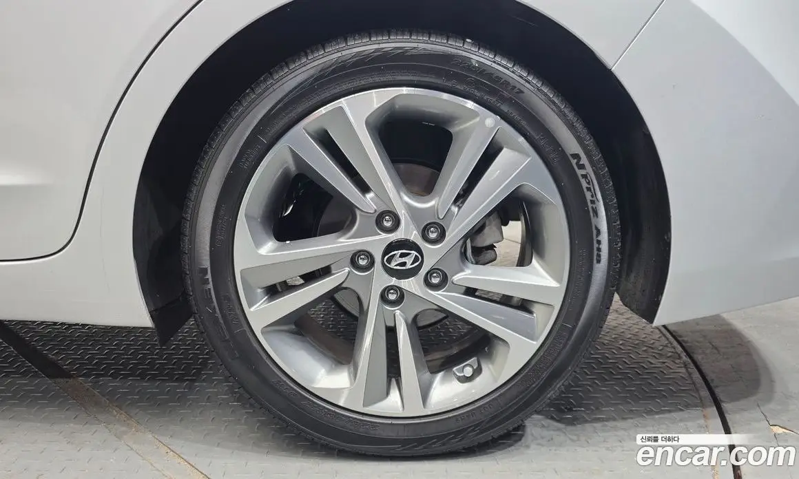 Hyundai Avante 2018 1.6 автомат (гидро), фото 6 Hyundai Avante 2018 1.6 автомат (гидро), фото 6