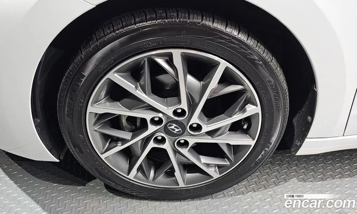 Hyundai Avante 2019 1.6 автомат (гидро), фото 5 Hyundai Avante 2019 1.6 автомат (гидро), фото 5