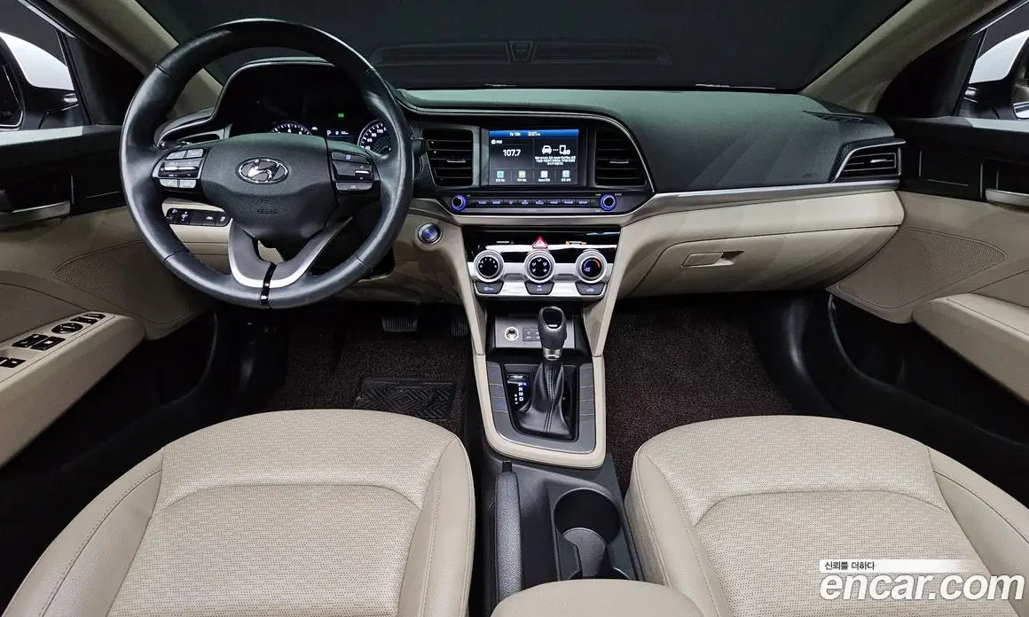 Hyundai Avante 2019 1.6 автомат (гидро), фото 7 Hyundai Avante 2019 1.6 автомат (гидро), фото 7