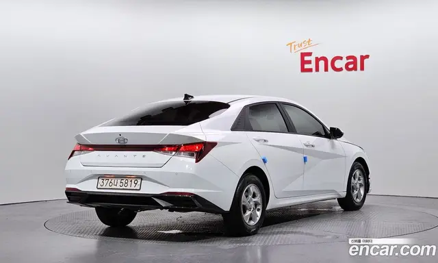 Hyundai Avante 2021 1.6 автомат (гидро), миниатюра 2