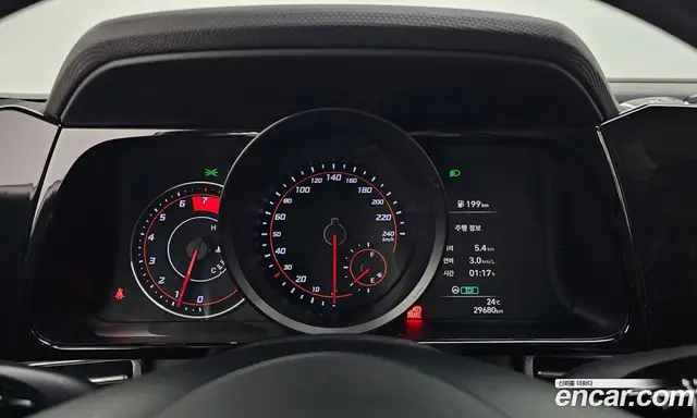 Hyundai Avante 2021 1.6 автомат (гидро), миниатюра 11