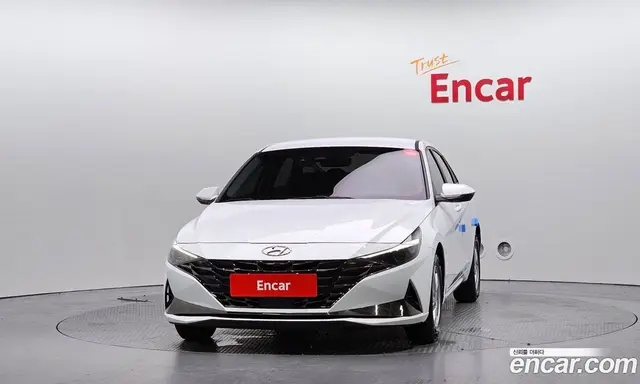 Hyundai Avante 2021 1.6 автомат (гидро), миниатюра 3
