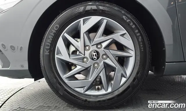 Hyundai Avante 2023 1.6 автомат (гидро), миниатюра 5
