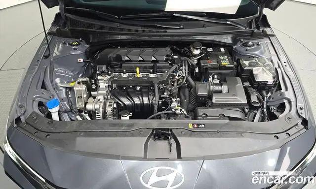 Hyundai Avante 2023 1.6 автомат (гидро), миниатюра 6
