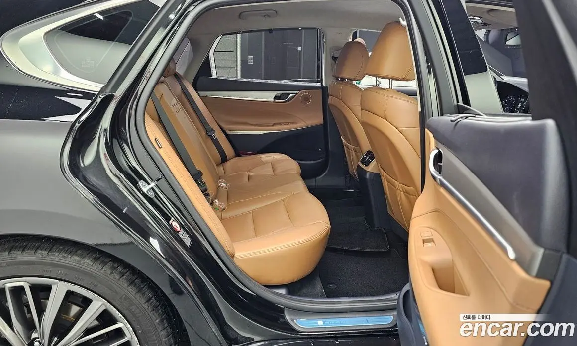 Hyundai Grandeur 2019 3.0 автомат (гидро), фото 12 Hyundai Grandeur 2019 3.0 автомат (гидро), фото 12