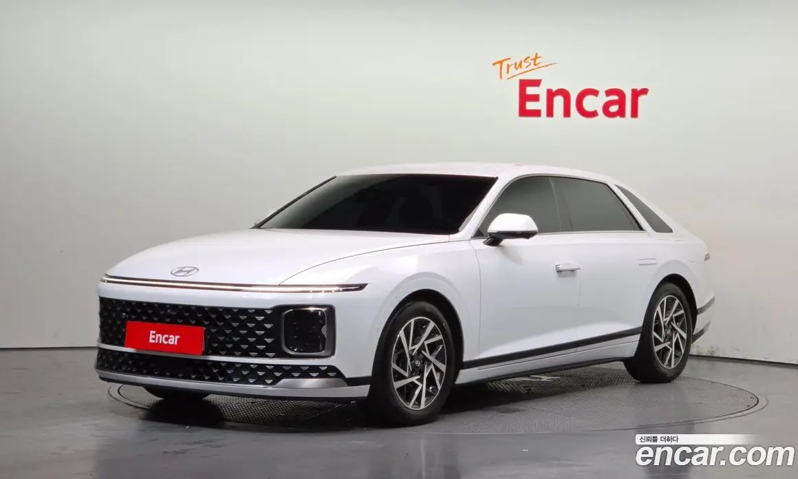 Hyundai Grandeur 2022 2.5 автомат (гидро), фото 1 Hyundai Grandeur 2022 2.5 автомат (гидро), фото 1