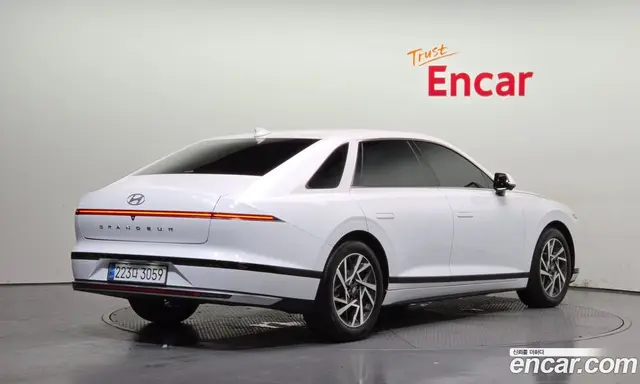 Hyundai Grandeur 2022 2.5 автомат (гидро), миниатюра 2 Hyundai Grandeur 2022 2.5 автомат (гидро), миниатюра 2