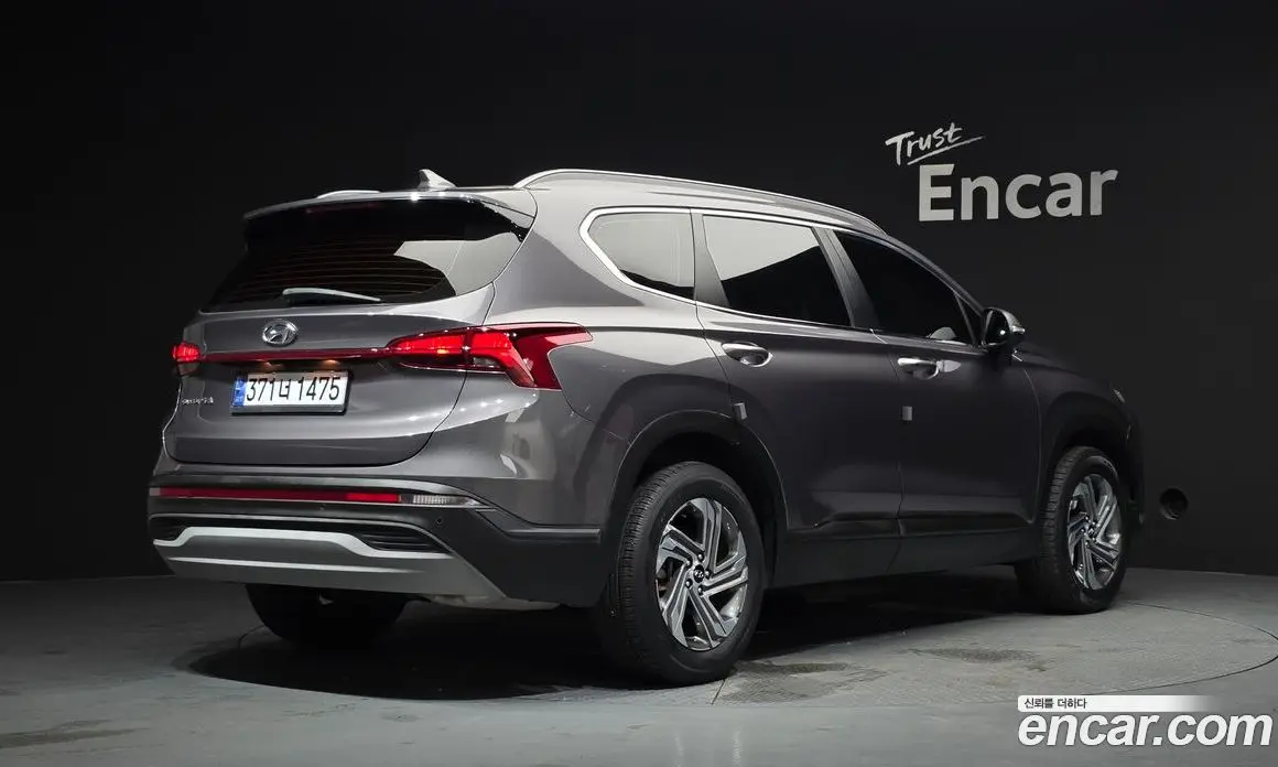 Hyundai Santa Fe 2022 2.2 автомат (гидро), фото 2 Hyundai Santa Fe 2022 2.2 автомат (гидро), фото 2