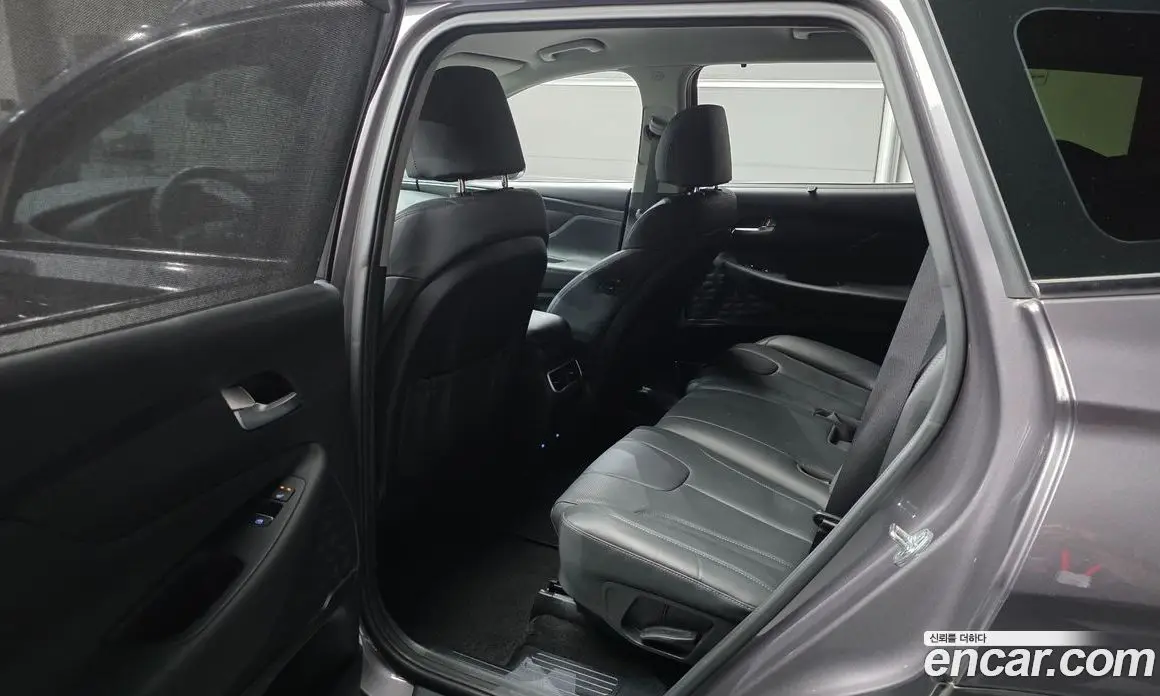 Hyundai Santa Fe 2022 2.2 автомат (гидро), фото 18 Hyundai Santa Fe 2022 2.2 автомат (гидро), фото 18