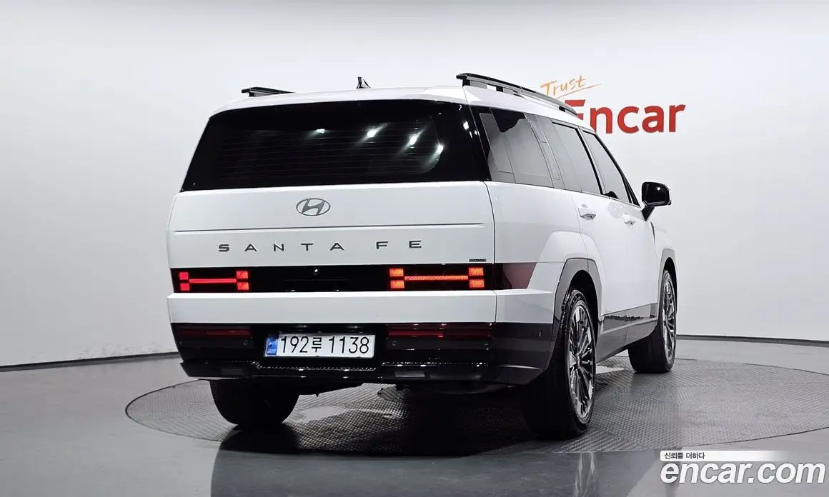 Hyundai Santa Fe 2024 1.6 автомат (гидро), фото 3