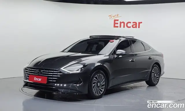 Hyundai Sonata 2021 2.0 автомат (гидро), миниатюра 1 Hyundai Sonata 2021 2.0 автомат (гидро), миниатюра 1