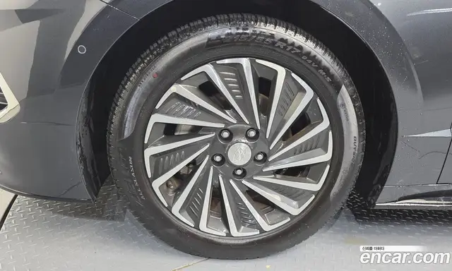 Hyundai Sonata 2021 2.0 автомат (гидро), миниатюра 5 Hyundai Sonata 2021 2.0 автомат (гидро), миниатюра 5