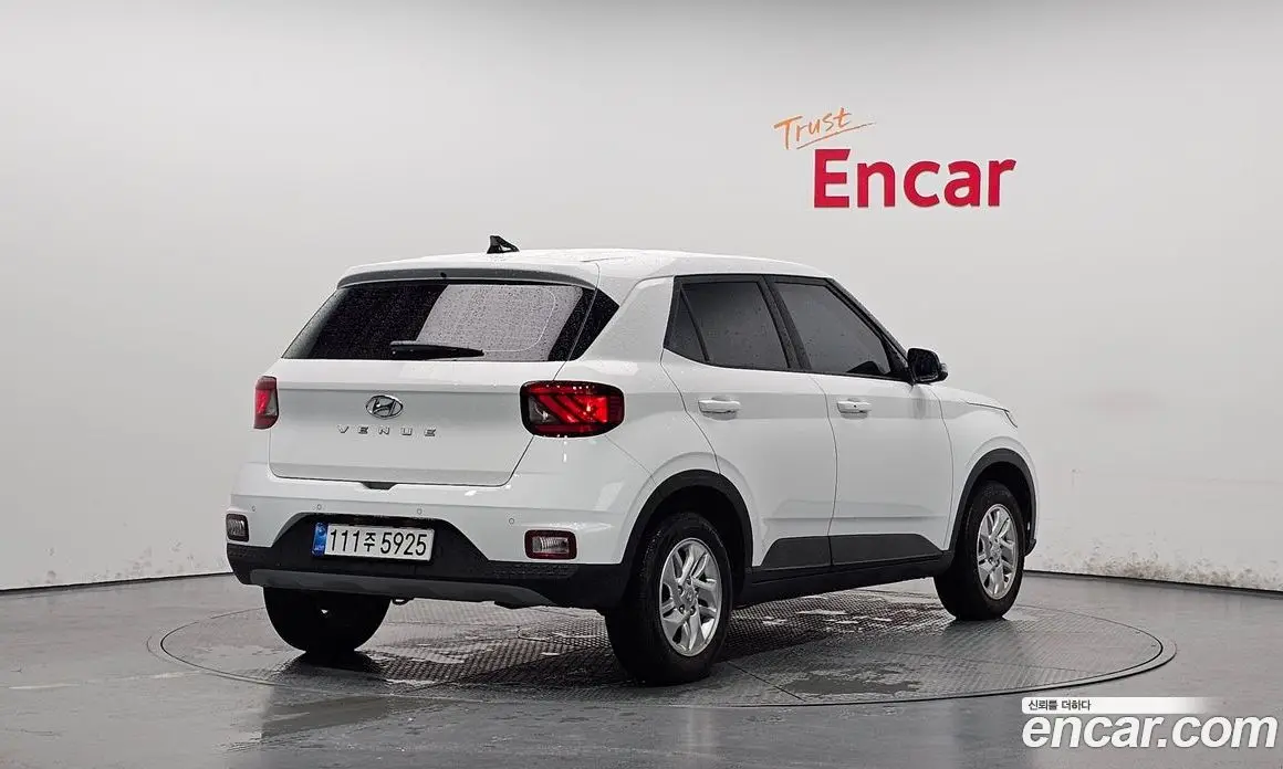 Hyundai Venue 2025 1.6 автомат (гидро), фото 1 Hyundai Venue 2025 1.6 автомат (гидро), фото 1