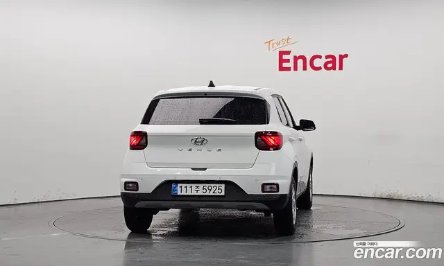 Hyundai Venue 2025 1.6 автомат (гидро), миниатюра 3 Hyundai Venue 2025 1.6 автомат (гидро), миниатюра 3