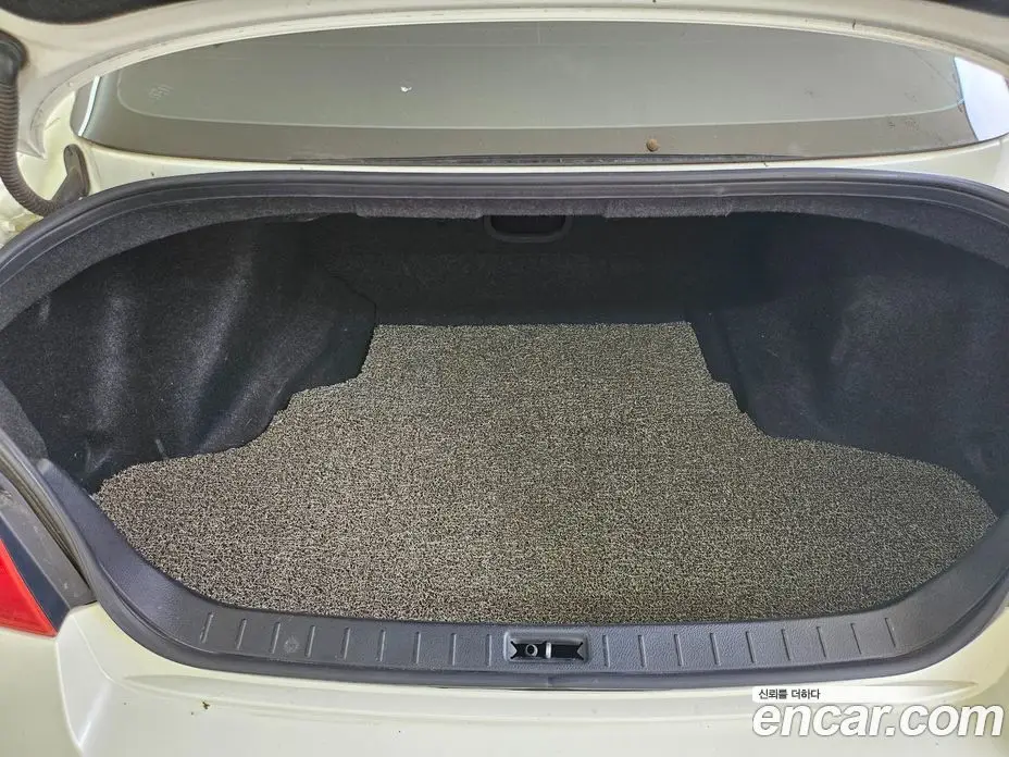 Infiniti G 2011 3.7 автомат (гидро), фото 19 Infiniti G 2011 3.7 автомат (гидро), фото 19