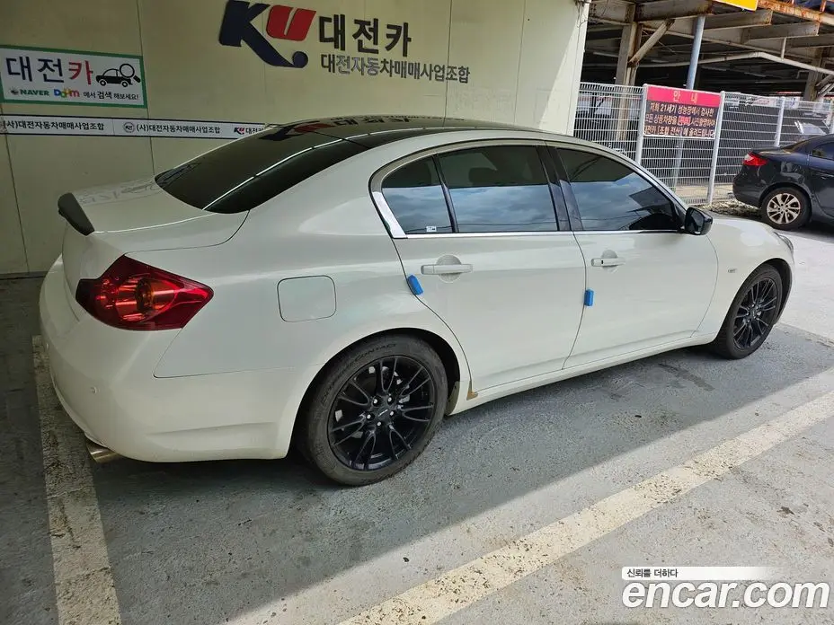 Infiniti G 2011 3.7 автомат (гидро), фото 7 Infiniti G 2011 3.7 автомат (гидро), фото 7