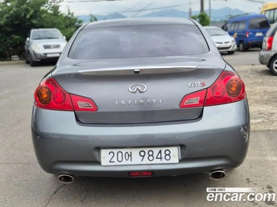 Infiniti G 2011 2.5 автомат (гидро), фото 13 Infiniti G 2011 2.5 автомат (гидро), фото 13