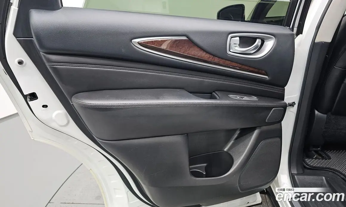 Infiniti QX60 2014 3.5 автомат (гидро), фото 14 Infiniti QX60 2014 3.5 автомат (гидро), фото 14