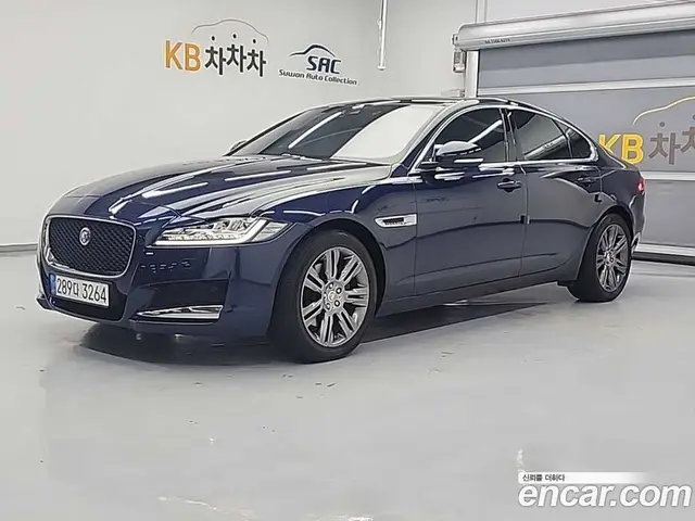 Jaguar XF 2017 2.0 автомат (гидро), миниатюра 2 Jaguar XF 2017 2.0 автомат (гидро), миниатюра 2