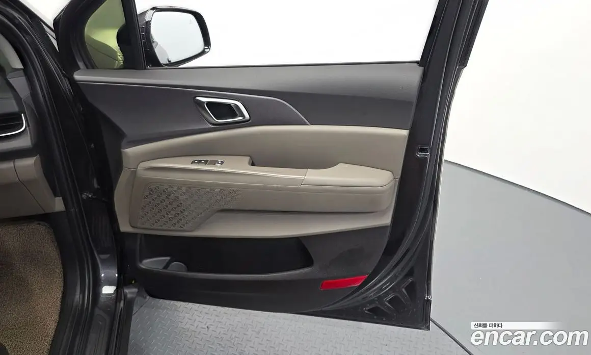 Kia Carnival 2025 3.5 автомат (гидро), фото 14 Kia Carnival 2025 3.5 автомат (гидро), фото 14