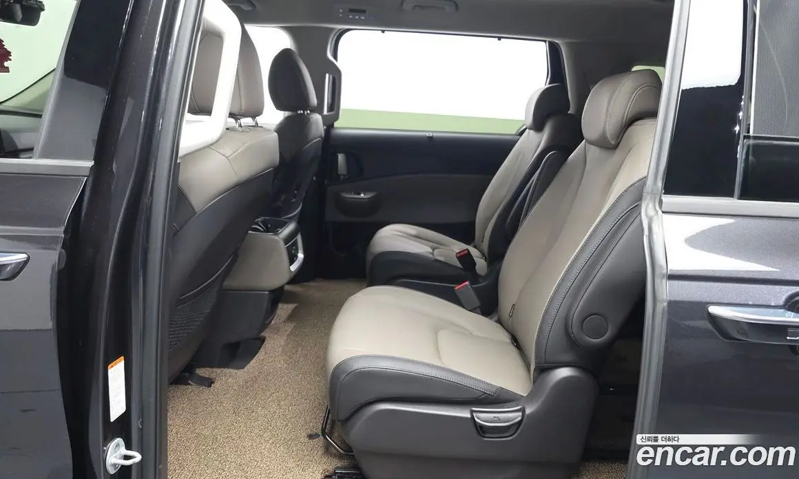 Kia Carnival 2025 3.5 автомат (гидро), фото 18 Kia Carnival 2025 3.5 автомат (гидро), фото 18