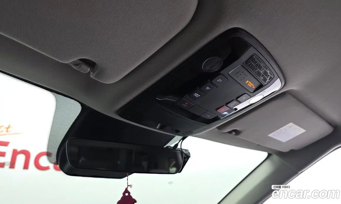 Kia Carnival 2025 3.5 автомат (гидро), фото 24 Kia Carnival 2025 3.5 автомат (гидро), фото 24