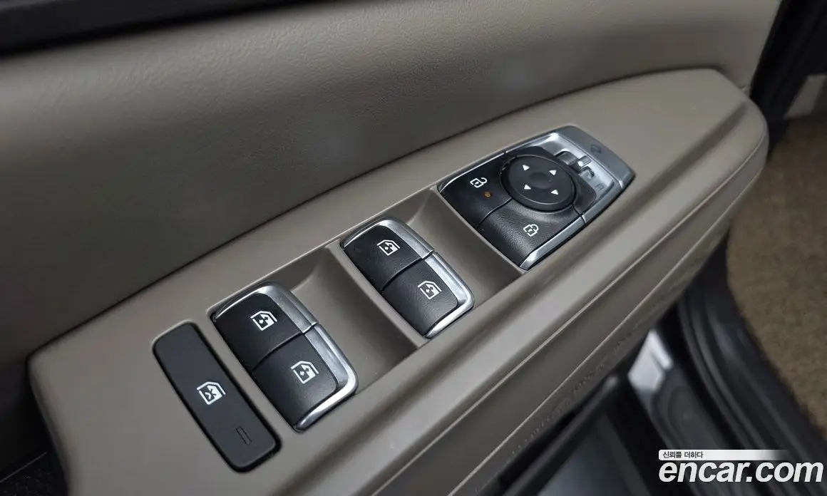 Kia Carnival 2025 3.5 автомат (гидро), фото 30 Kia Carnival 2025 3.5 автомат (гидро), фото 30