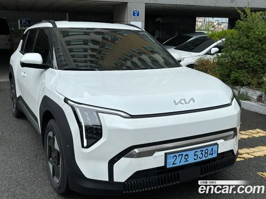 Kia EV3 2026 автомат (гидро), фото 2 Kia EV3 2026 автомат (гидро), фото 2