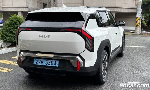 Kia EV3 2026 автомат (гидро), миниатюра 3 Kia EV3 2026 автомат (гидро), миниатюра 3